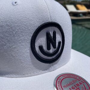 NEFF Daily Smile Adjustable Snapback Hat Baseball Cap All-White